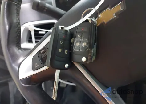 2015 Chevrolet Equinox 1Lt z USA, uszkodzony, nr VIN 1GNFLFEK8FZ132739